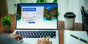 Lufthansa Airlines Manage Booking